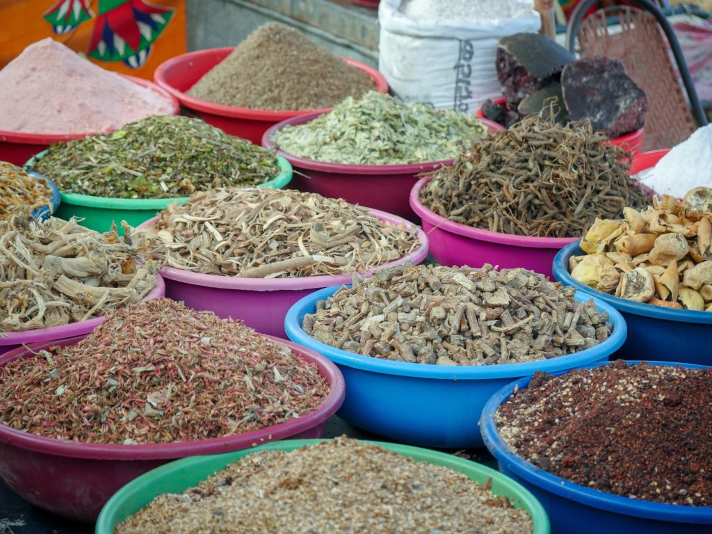 HMI Ayurveda Malkangani Seeds